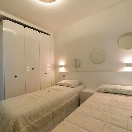Apartment Arenanuovo Moderno Con Piscina