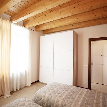 Salix Apartment