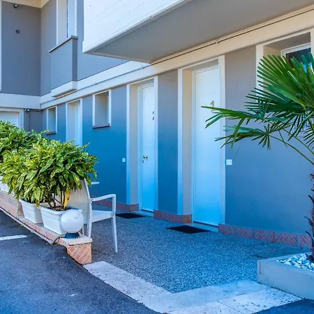 Aparthotel Venezia Park *