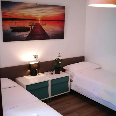 In Lazise/gardasee 39034 Holiday home *