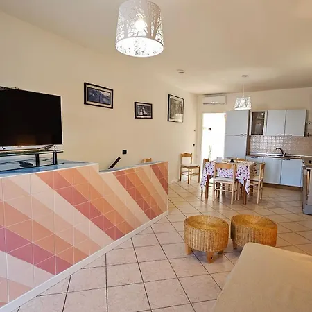 Arcobaleno - Regarda Travel Apartment