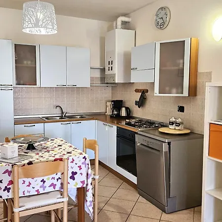 Apartment Arcobaleno - Regarda Travel