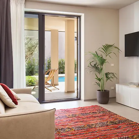 Villa Carlotta Bouganville Apartment