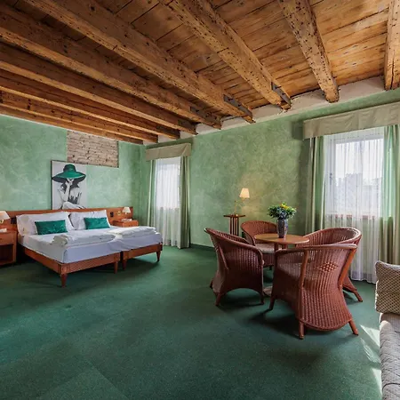 Grotta 3* Lazise
