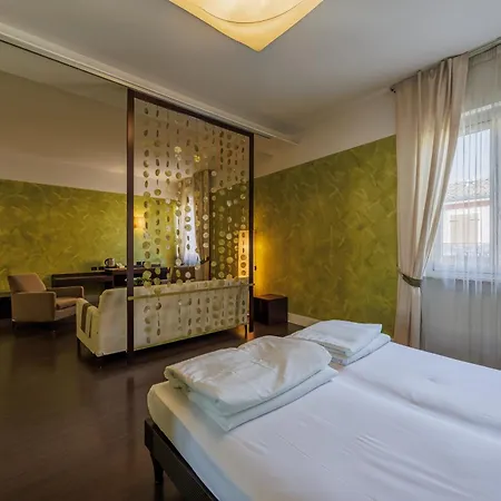 Hotel Grotta 3*
