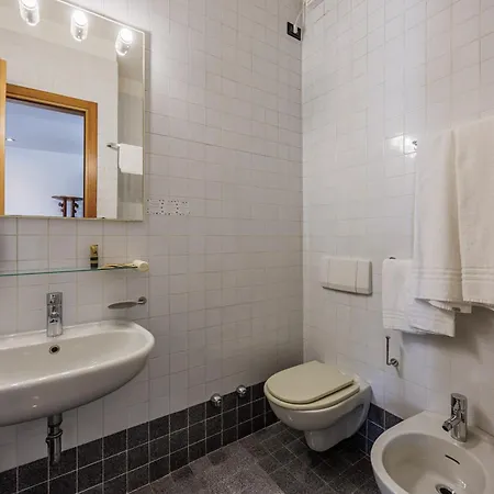 Grotta Hotel Lazise