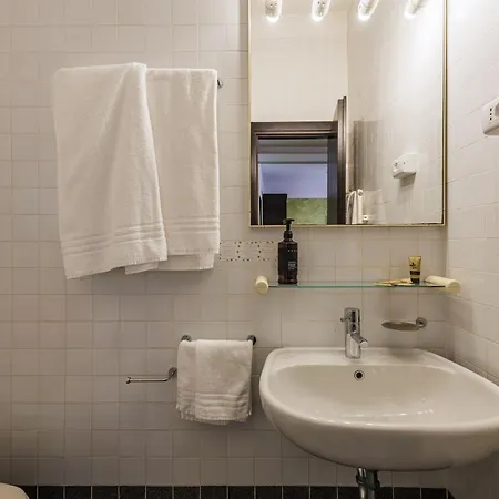 Grotta Hotel Lazise