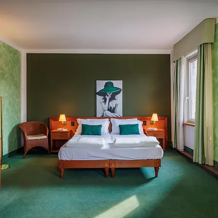 Grotta Hotel Lazise