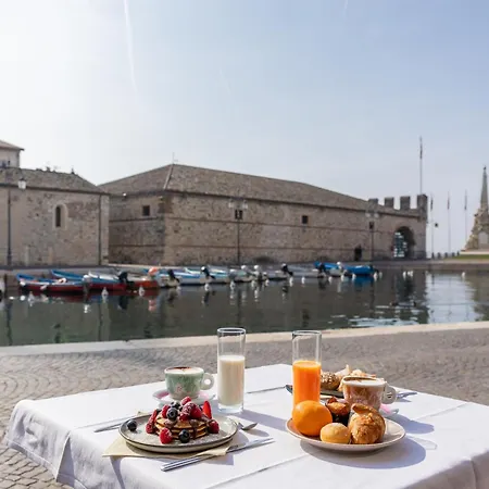 Hotel Grotta Lazise