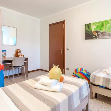 Rustico Park Delle Rose - Regarda Travel * Lazise