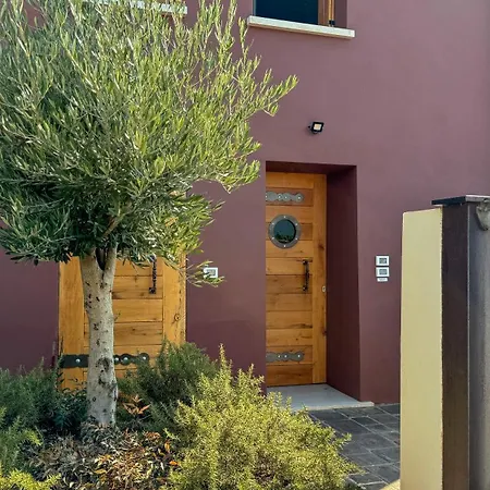 New Casa Iris