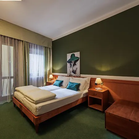 Grotta Hotel Lazise