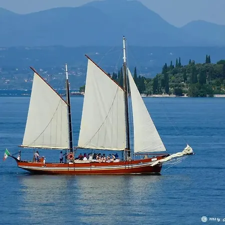 Florida B03 - A 200m Dal Lungolago - * Lazise