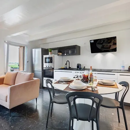 New Casa Iris