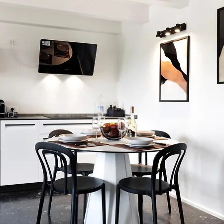 New Casa Iris Apartment *