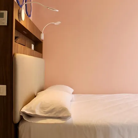 La Vista Postcard Hotel 3*