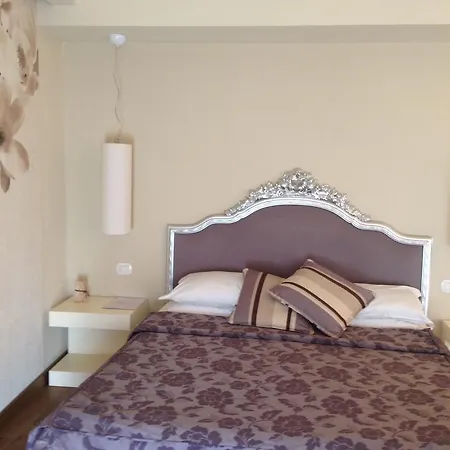 Oreste Guest house *