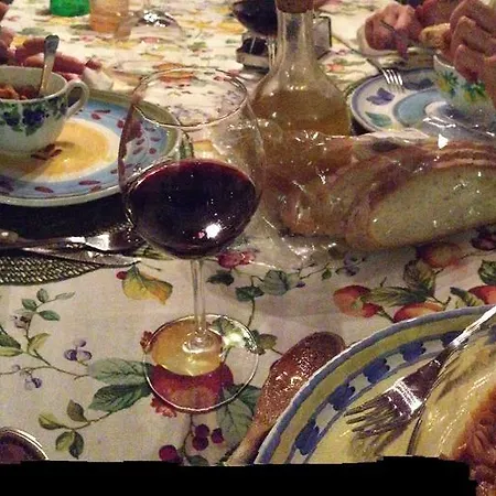 La Familia Lazise