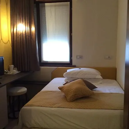 Hotel Le Mura Lazise