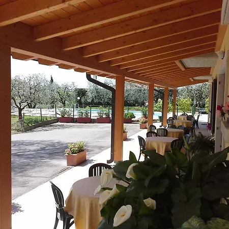 La Rama Hotel 2*