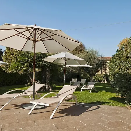Vialeromadodici Rooms&apartments Affittacamere Lazise