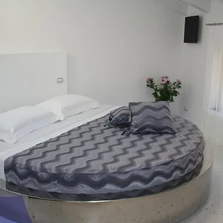 Ca' Ottocento Bed & Breakfast *