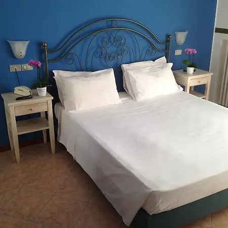 Hotel Benacus