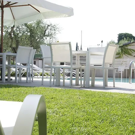 Vialeromadodici Rooms&apartments