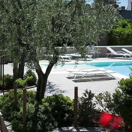 Affittacamere Vialeromadodici Rooms&apartments