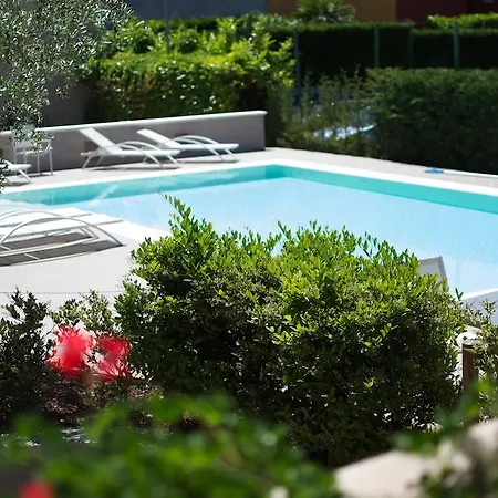 Vialeromadodici Rooms&apartments