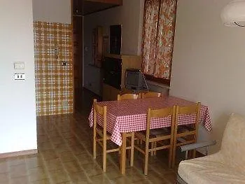 Aparthotel Holidays 2*