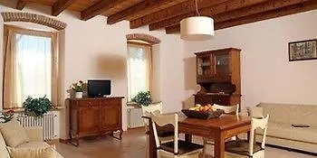 Borgo Mondragon Aparthotel Lazise