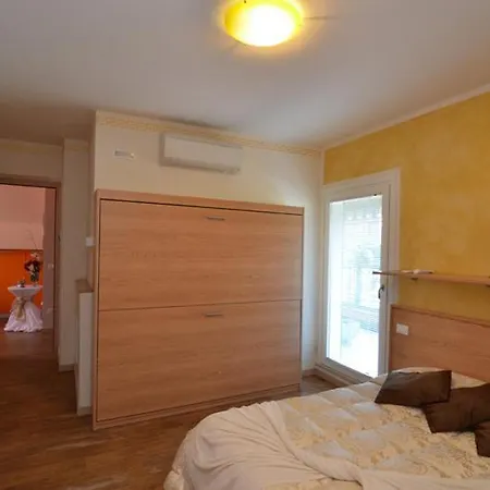 Affittacamere Garda Dream *