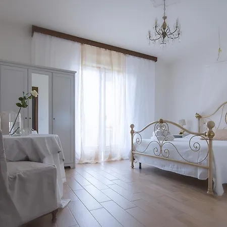 Rosa Del Garda Bed & Breakfast Lazise