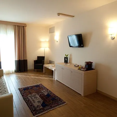 Th - Parchi Del Garda Lazise