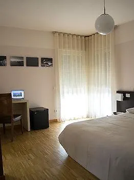 Vialeromadodici Rooms&apartments