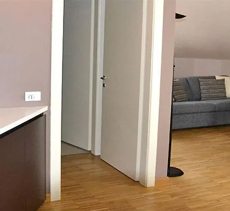 Vialeromadodici Rooms&apartments Lazise