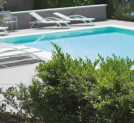Affittacamere Vialeromadodici Rooms&apartments 3*
