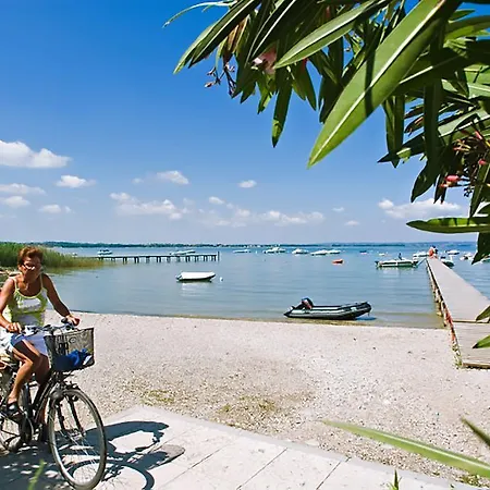 Le Palme & Village Camping