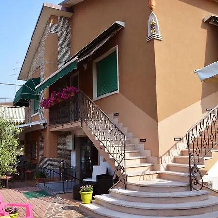 Bed & Breakfast Chiara *