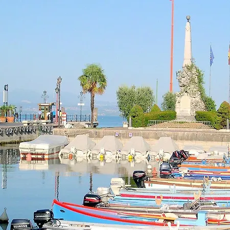 Belvilla By Oyo Enticing With Pool Holiday home Lazise