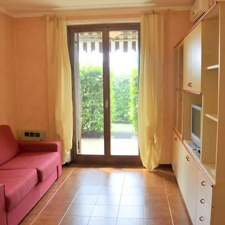 Holiday home Belvilla By Oyo Enticing With Pool *