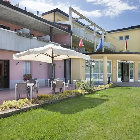 Bella 4* Lazise