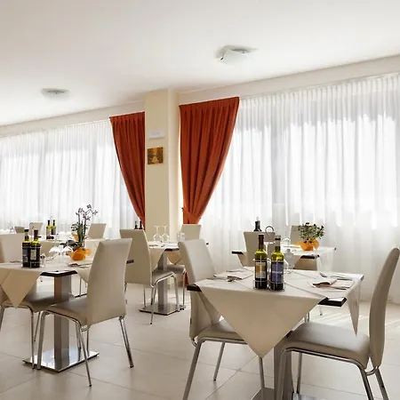 Bella 4* Lazise