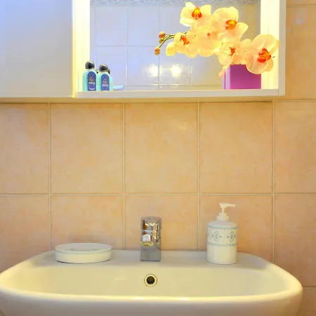 Nice Residence, Ideal For Families With Children Holiday home Lazise