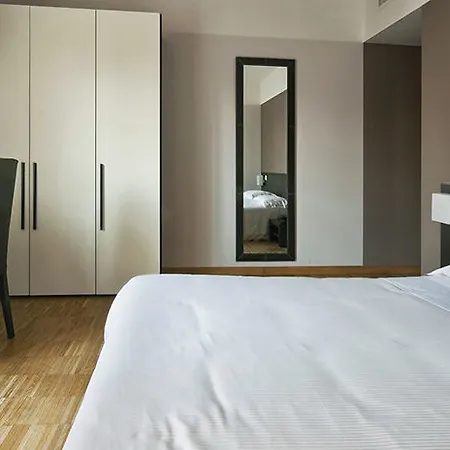 Affittacamere Vialeromadodici Rooms&apartments