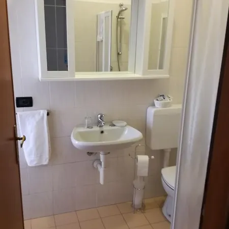 San Giorgio Lazise Lcazione Turistica Bed & Breakfast *