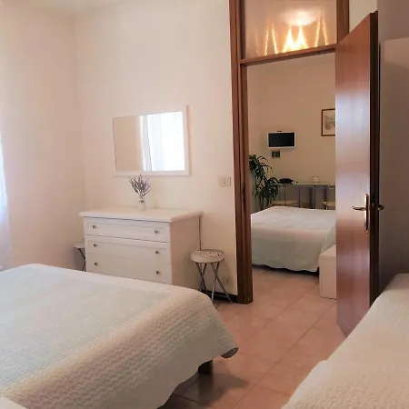 Hotel La Rama 2*