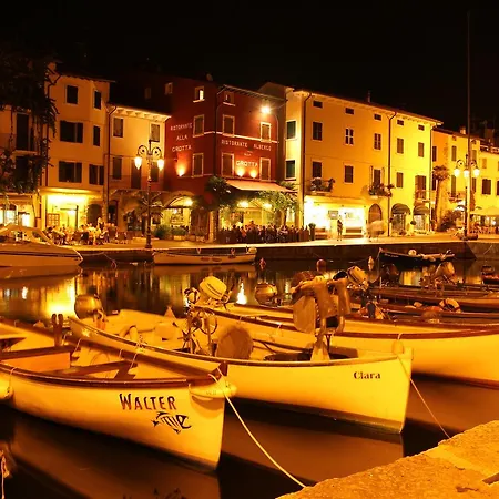 Grotta Hotel 3*