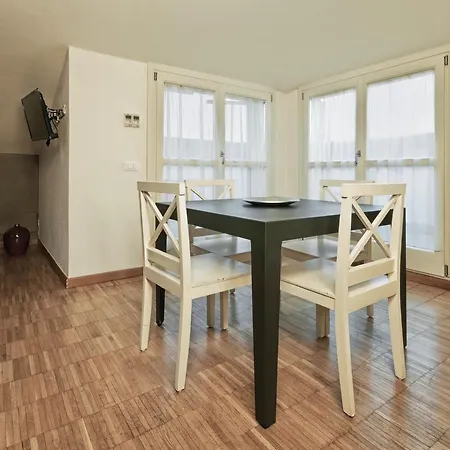 Vialeromadodici Rooms&apartments 3*